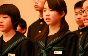 笑顔の花咲く1年2組／松山市立西中学校